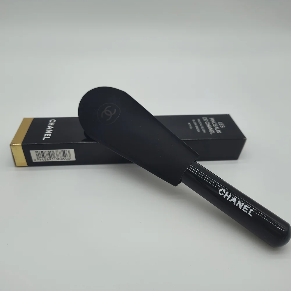 CHANEL Black & Gold Loose Finish Powder with Brush